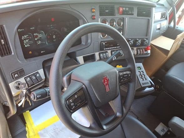 2026 Kenworth T880 image 12