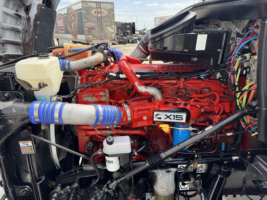 Used 2021 KENWORTH T880 image 6