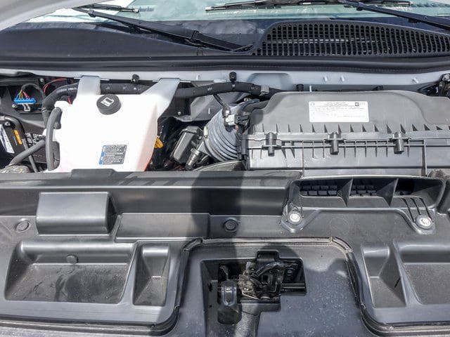 2025 Chevrolet Express 3500 Work Van Cutaway image 26