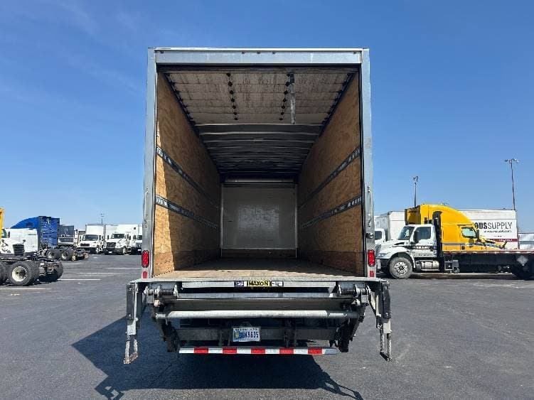 2022 International MV607 Box Truck - 220HP, 6 Speed Automatic, Roll up Door image 8