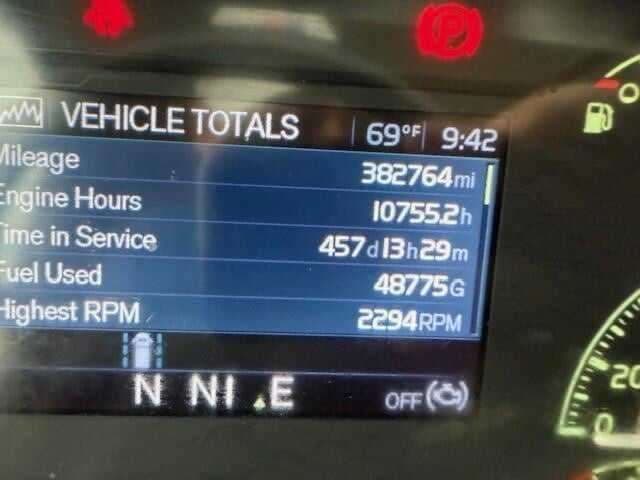 2020 Volvo VNR image 14