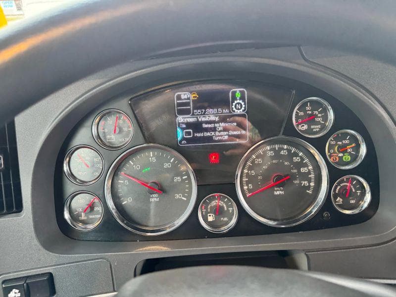 2021 Kenworth T600 image 15