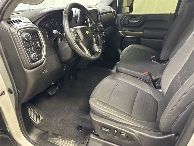 2022 Chevrolet Silverado 2500HD LT image 11