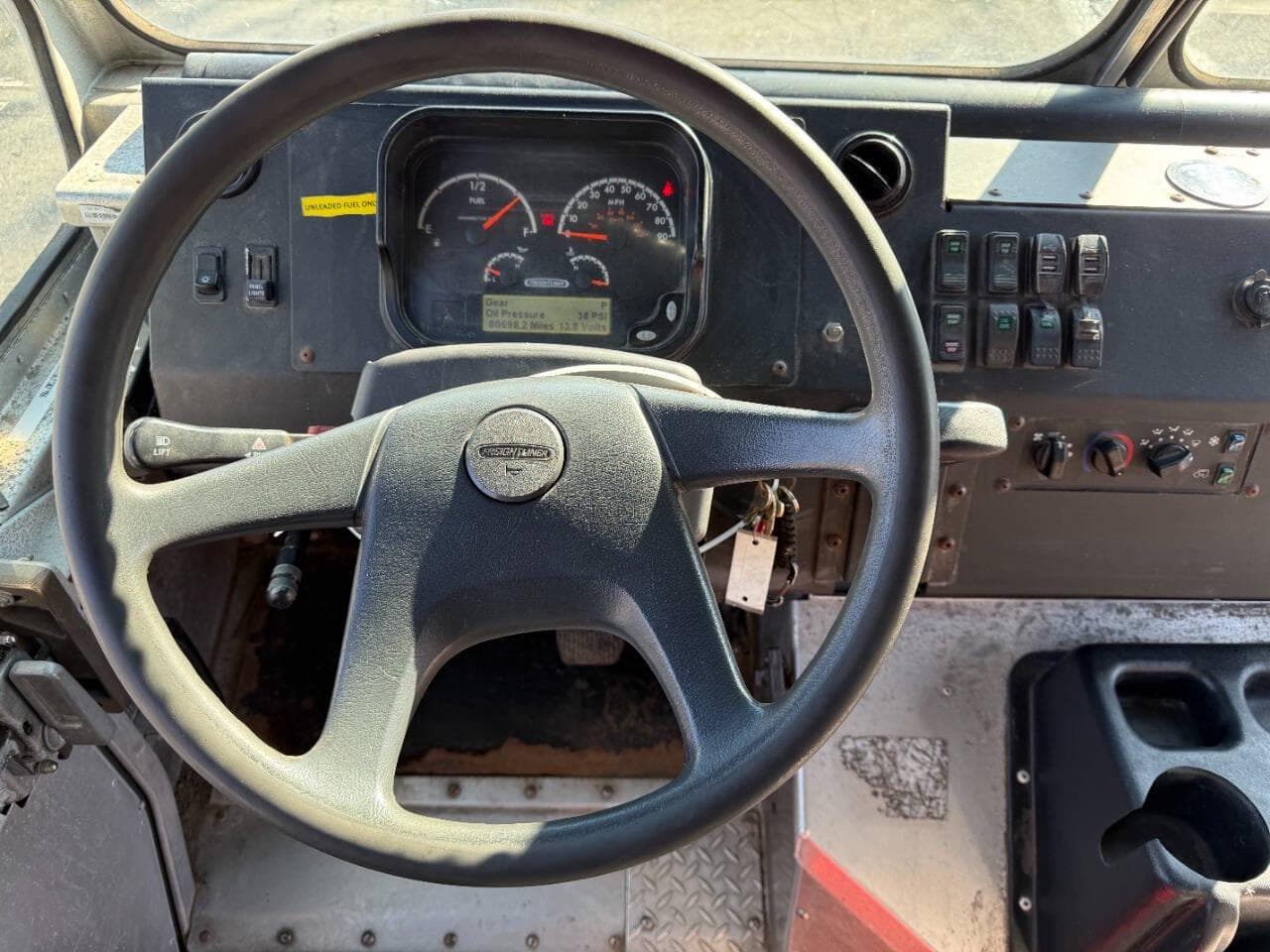 2021 Freightliner MT45 image 9