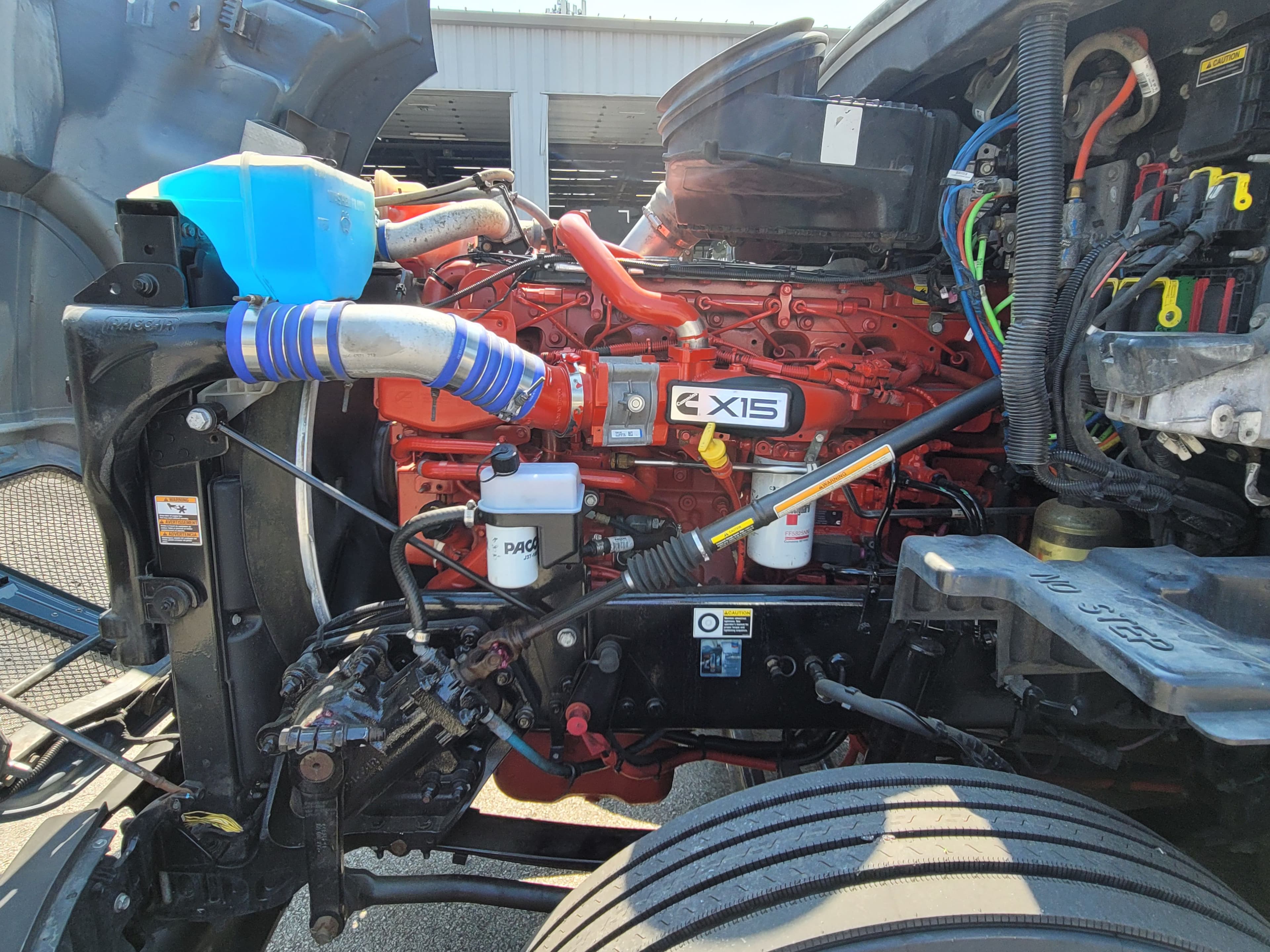 2022 Kenworth T680 image 6