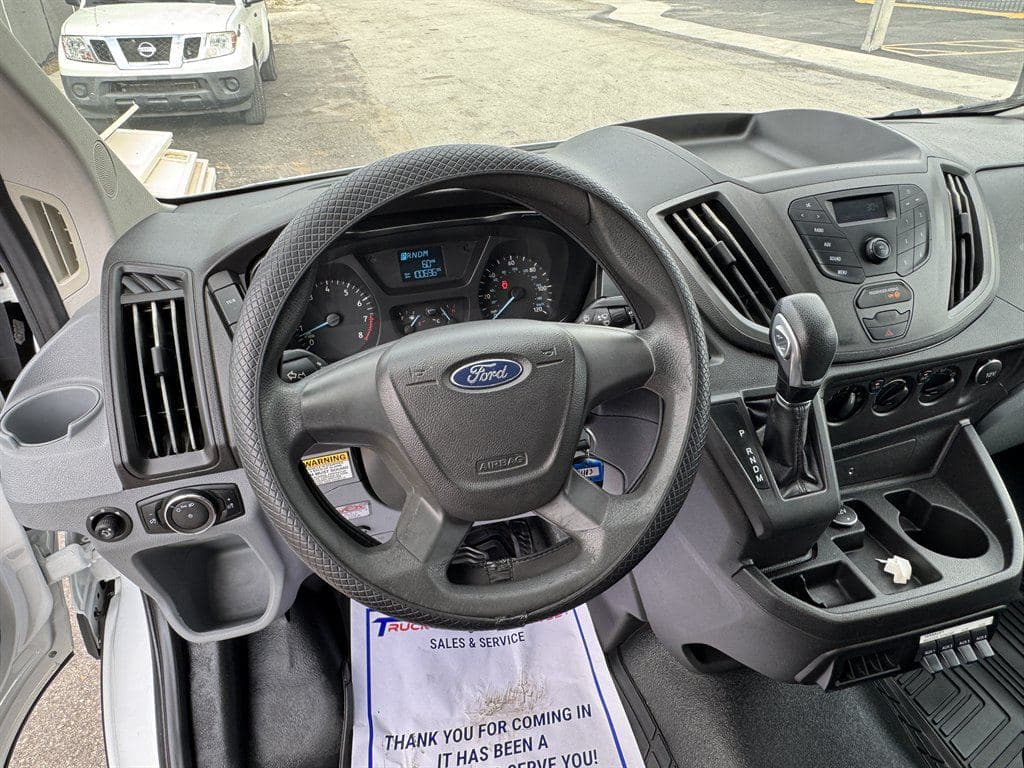 2017 Ford Transit Cargo image 54