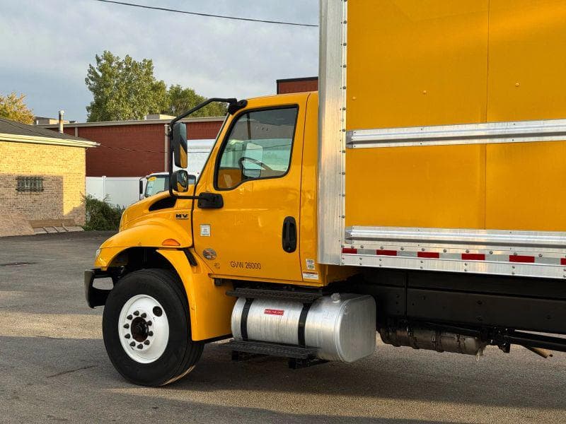 2020 International MV607 image 15