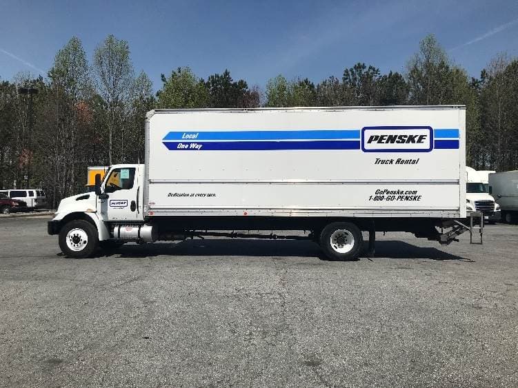 2022 International MV607 Box Truck - 220HP, 6 Speed Automatic, Roll up Door image 4