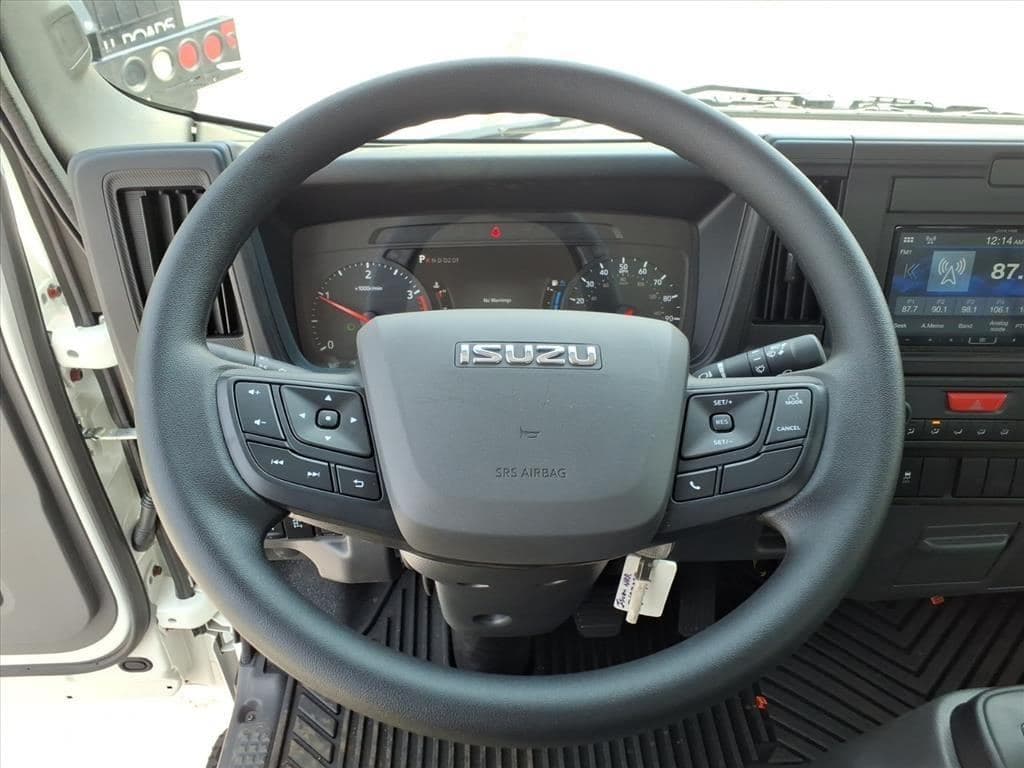 2026 Isuzu NRR image 13