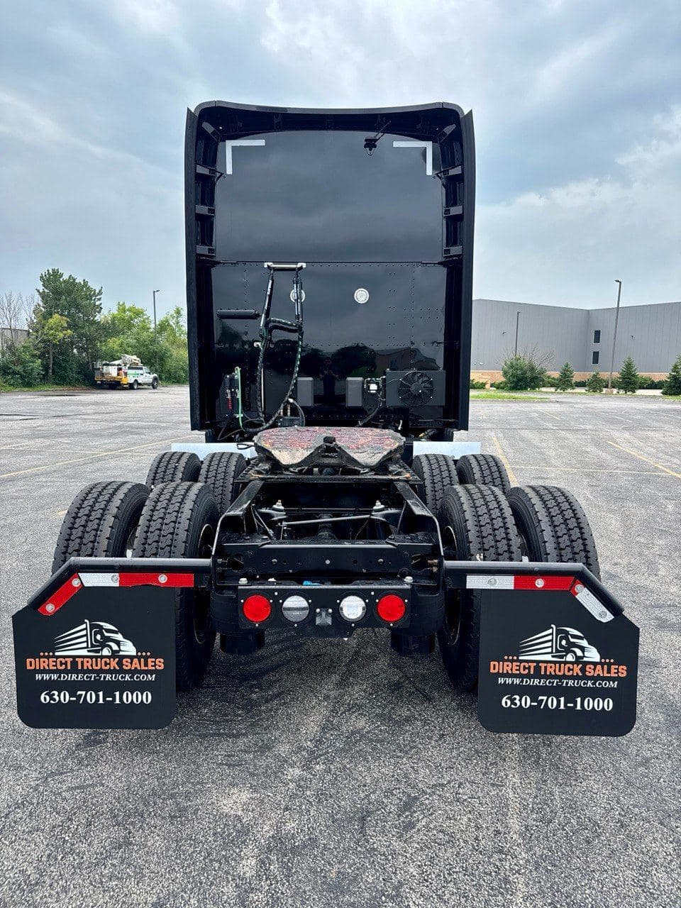 2023 Kenworth T680 image 5