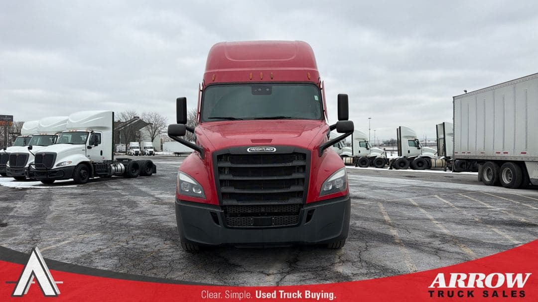 2021 Freightliner Cascadia image 1