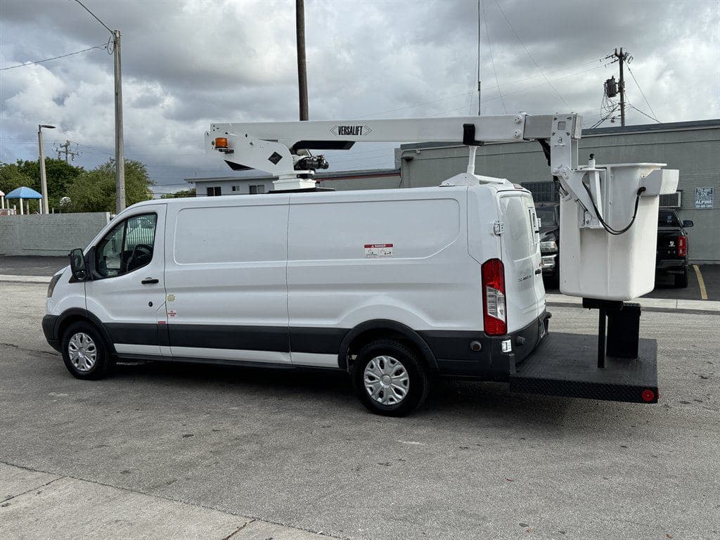 2017 Ford Transit Cargo image 7