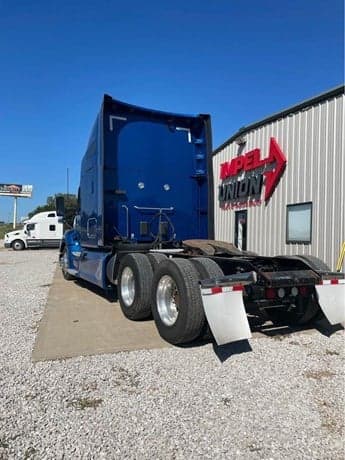 2021 Kenworth T680 image 5