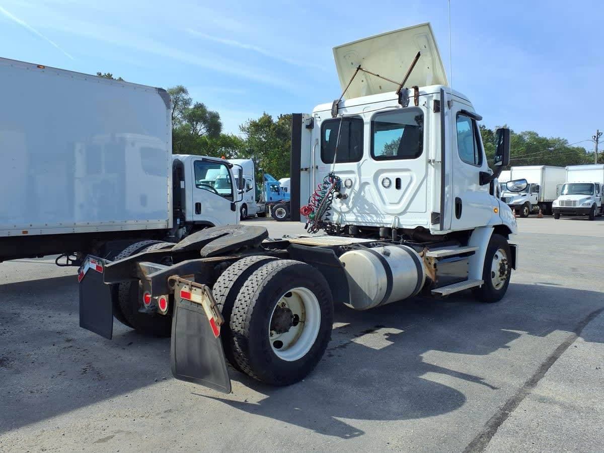 2018 Freightliner Cascadia image 5