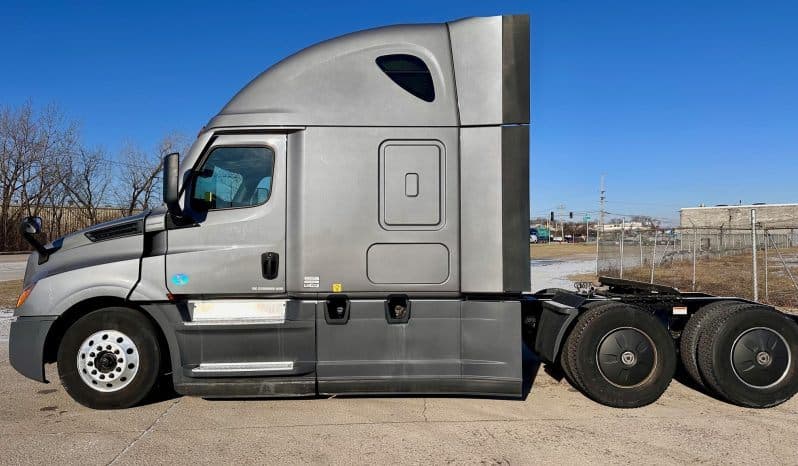 2021 Freightliner Cascadia 126 image 5