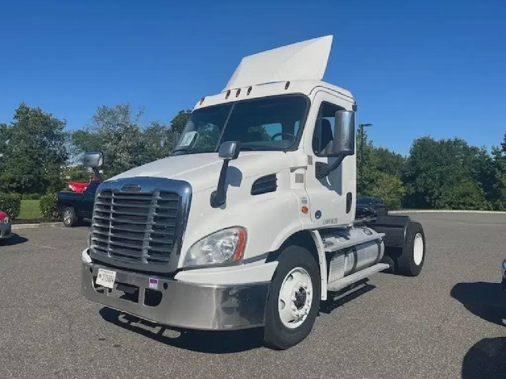 2019 Freightliner Cascadia 113 image 7