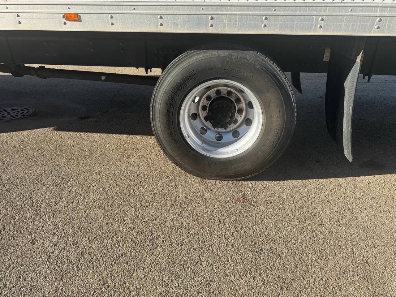 2021 Mack MD6 image 9