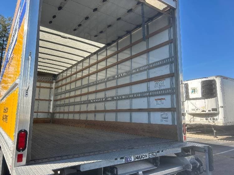 2022 International MV607 Box Truck - 220HP, 6 Speed Automatic, Roll up Door image 12