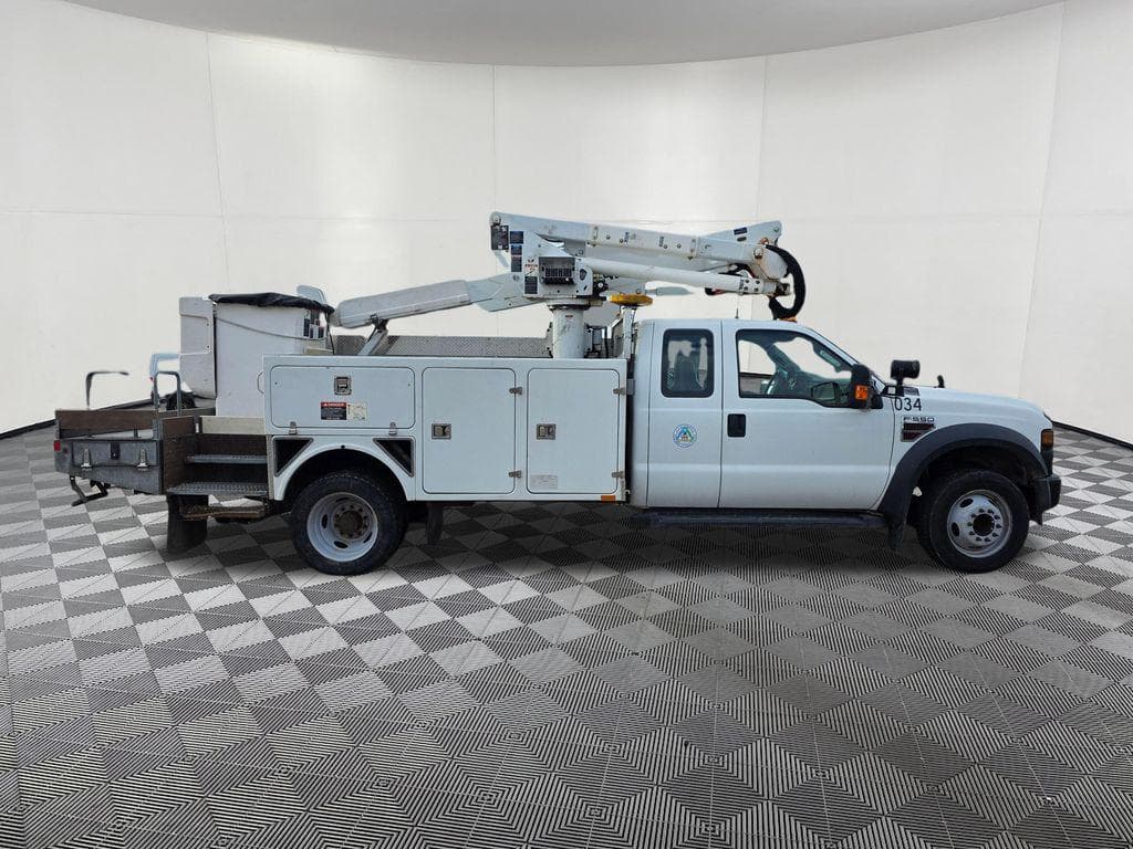 2009 Ford F-550SD XL DRW Bucket Crane image 9