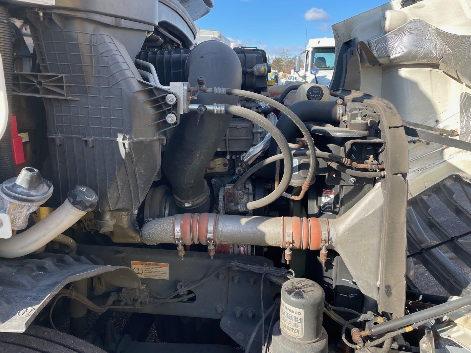 Used 2019 FREIGHTLINER/MERCEDES Conventional - Day Cab - NEW CASCADIA 116 image 10
