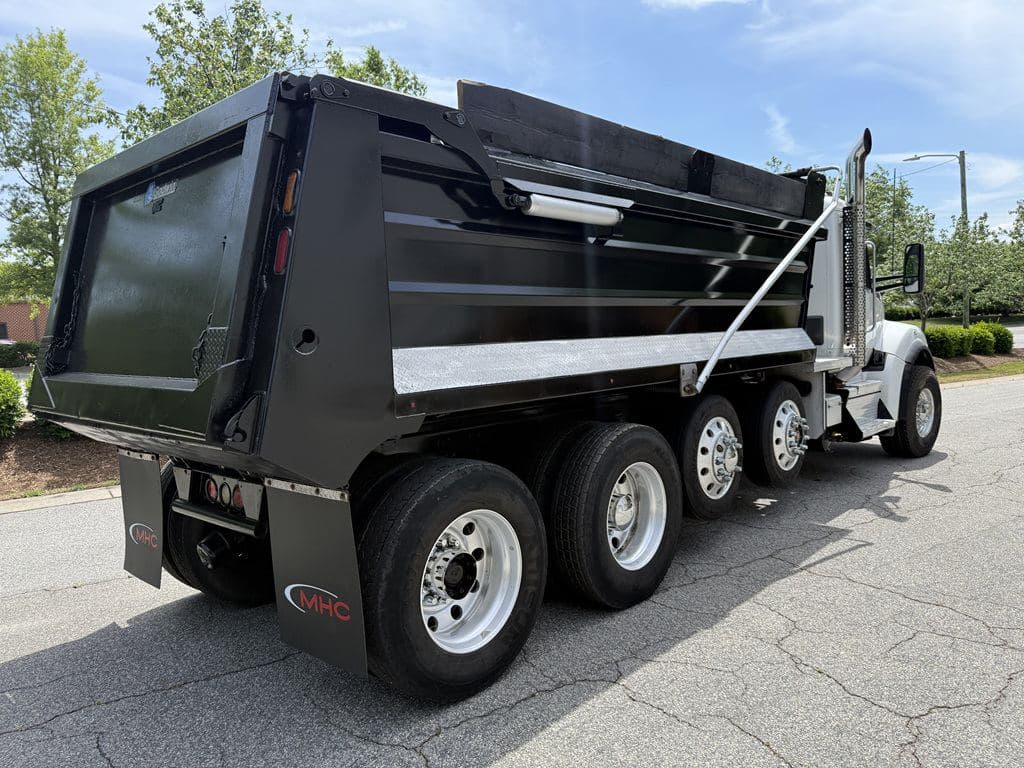 Used 2021 KENWORTH T880S image 15
