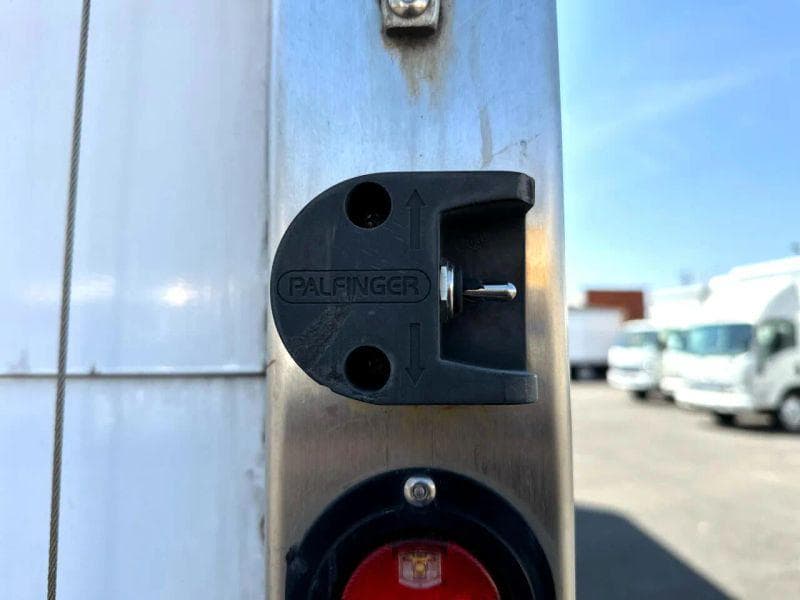 2019 Freightliner Cascadia 125 image 15