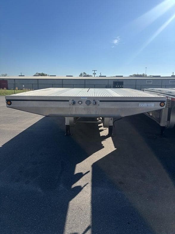 2025 Mac Trailer Mfg 1650 Cft image 10