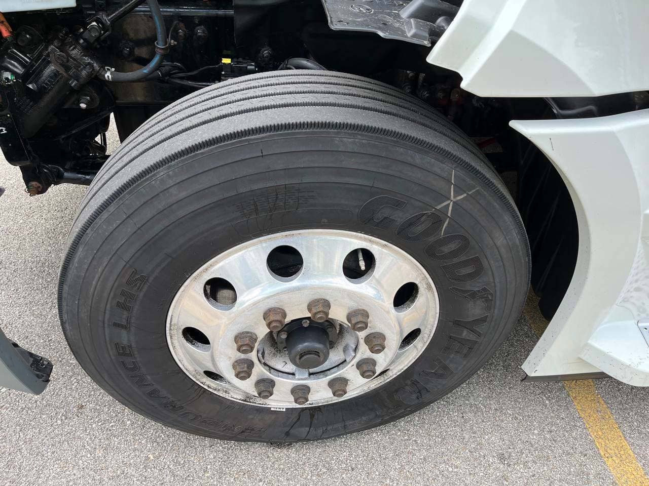 2020 Freightliner Cascadia 126 #1147 image 9