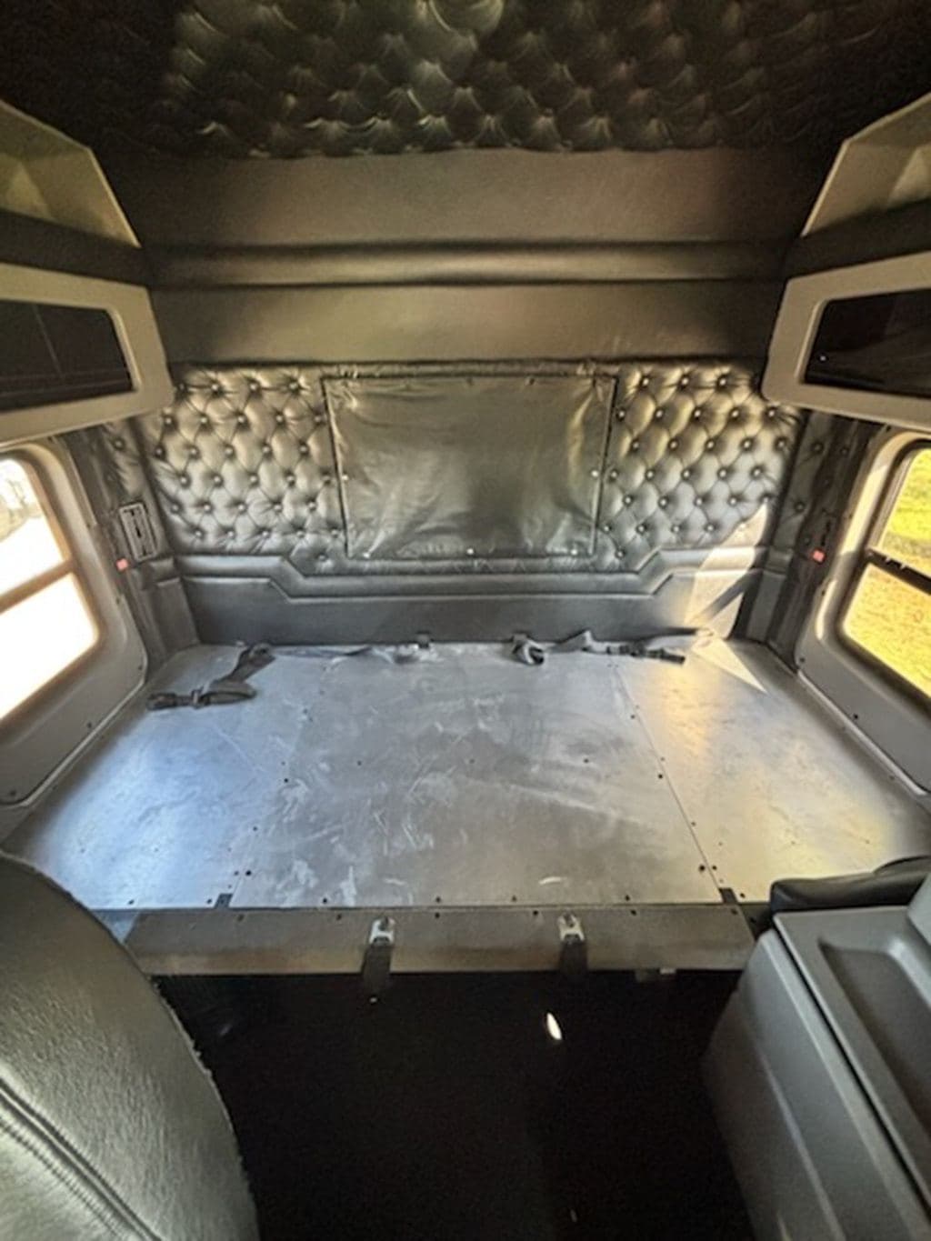 Used 2019 KENWORTH W900L image 19