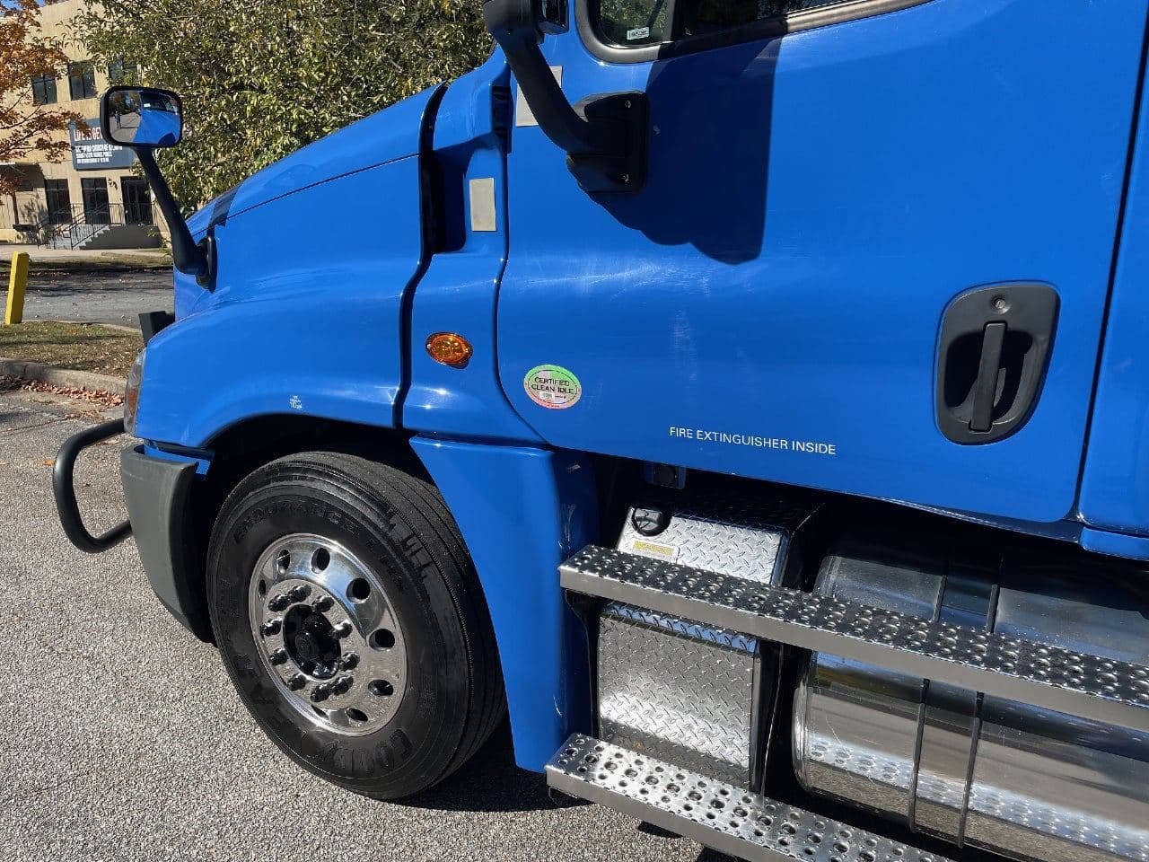 2020 Freightliner Cascadia 125 image 11