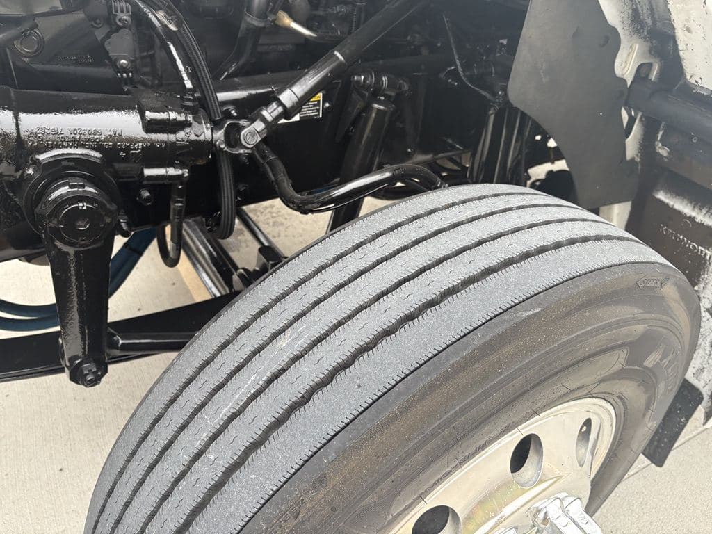 Used 2021 KENWORTH T270 image 8