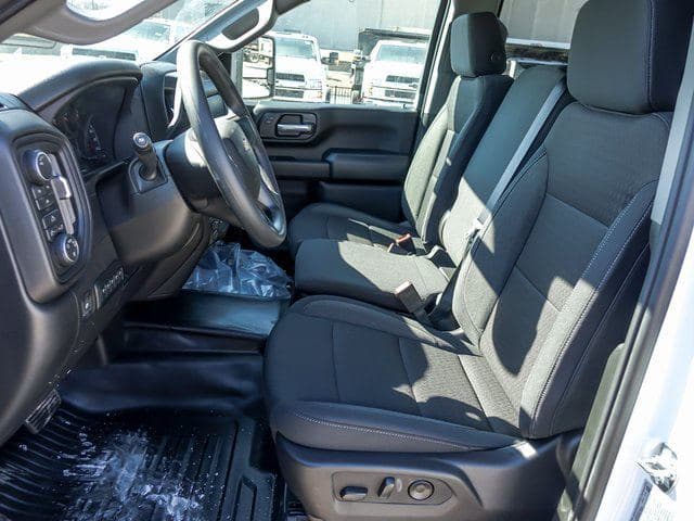 2026 Chevrolet Silverado 3500HD Work Truck image 9