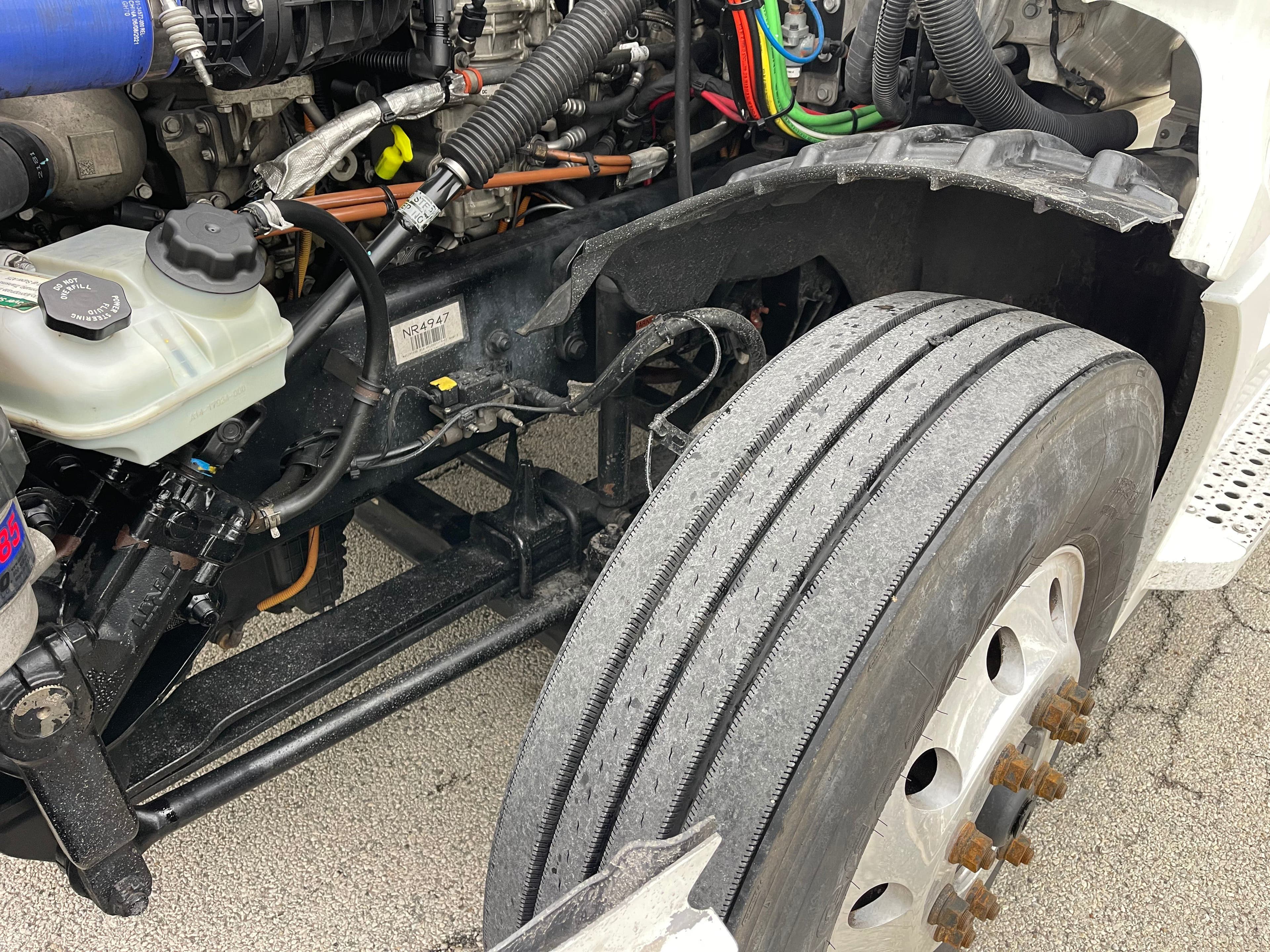 2022 Freightliner Cascadia 126 image 16