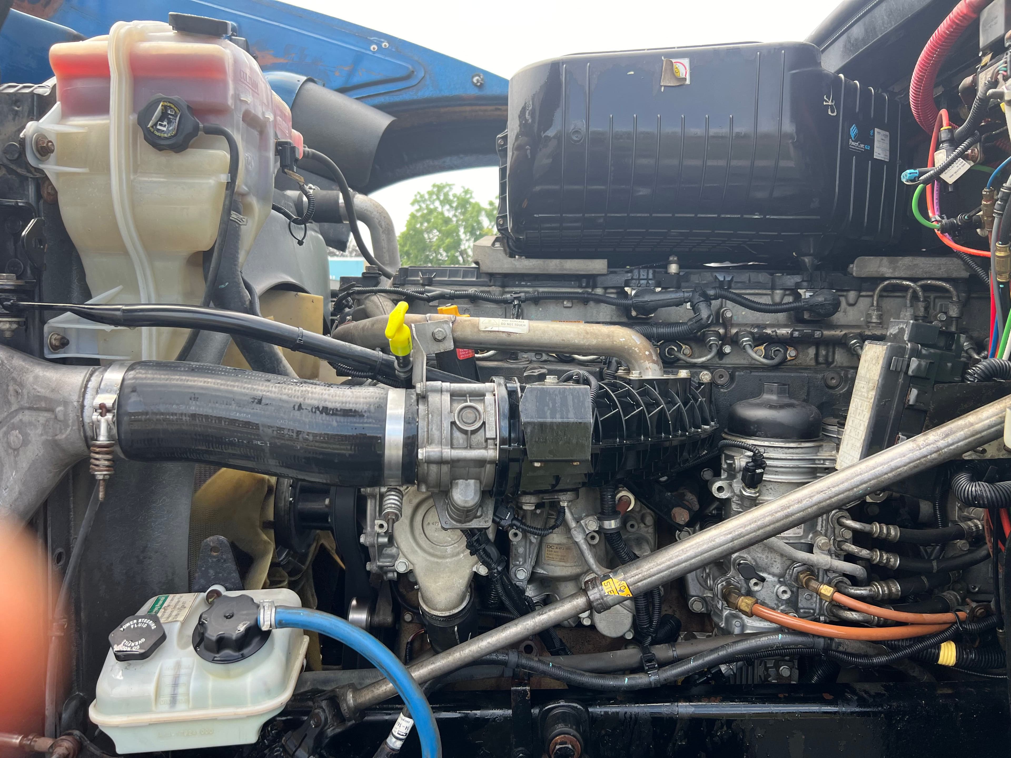 2017 Freightliner Coronado image 9