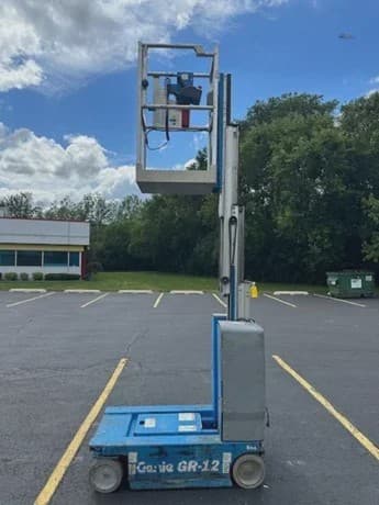 2016 GENIE GR12 image 3