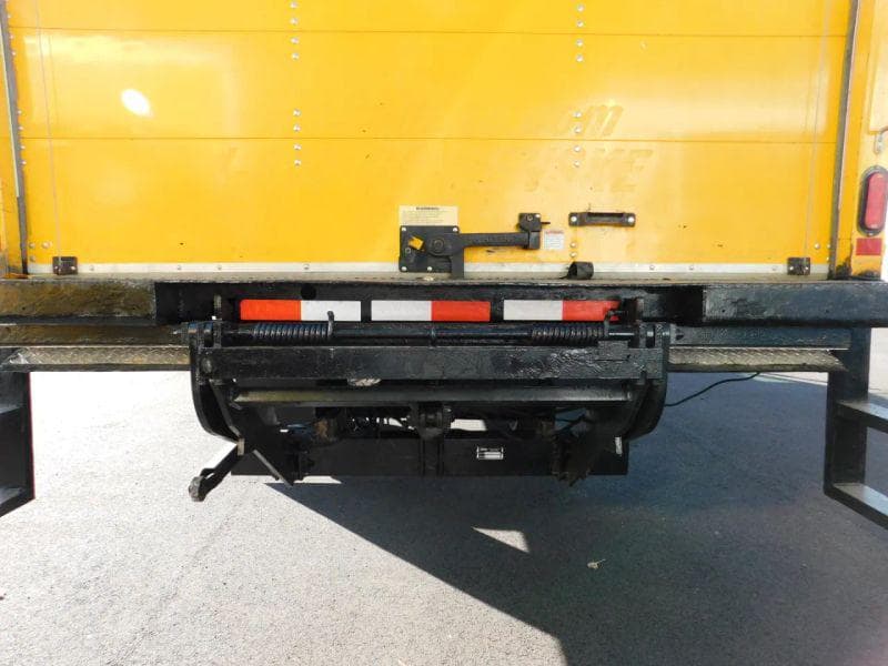 2019 International 4300 image 35