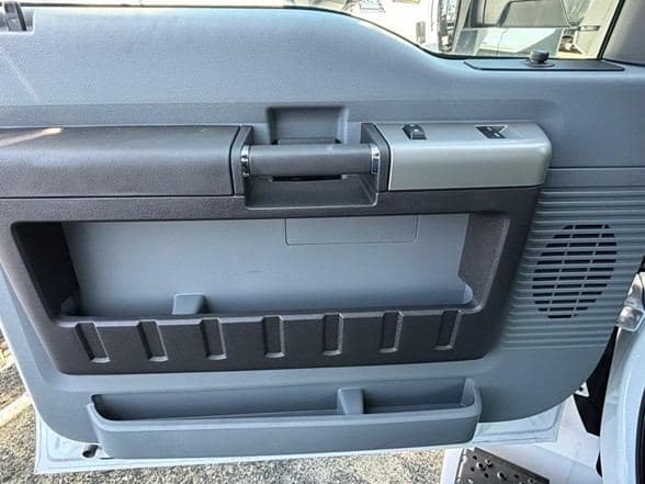 2025 Ford 4143D image 3