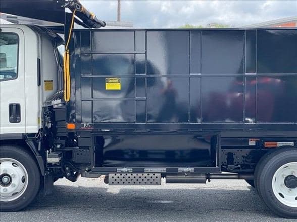 2024 Isuzu NPR HD image 19