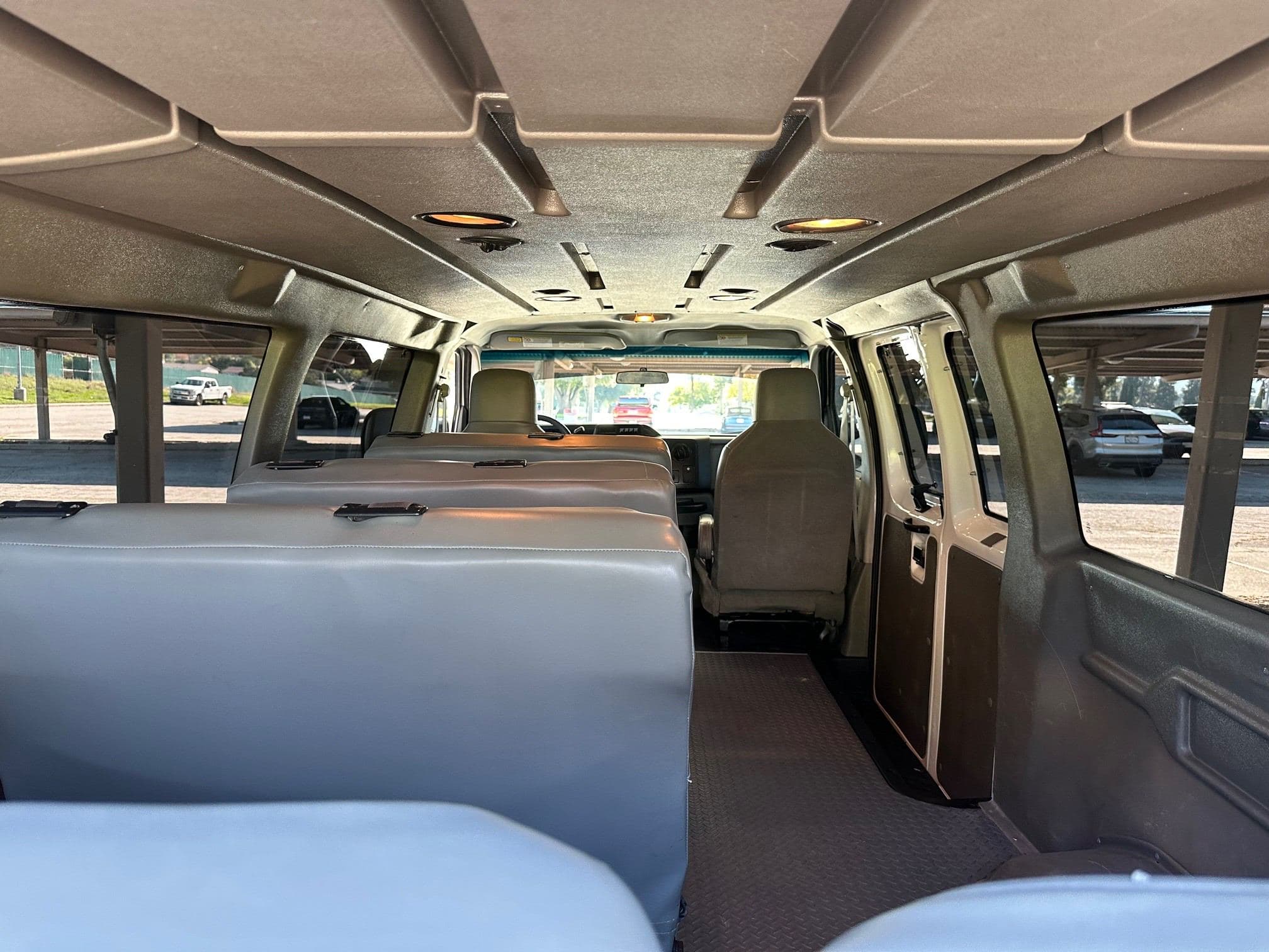 2013 FORD E350 SD 4x4 Passenger Van 13477 image 35