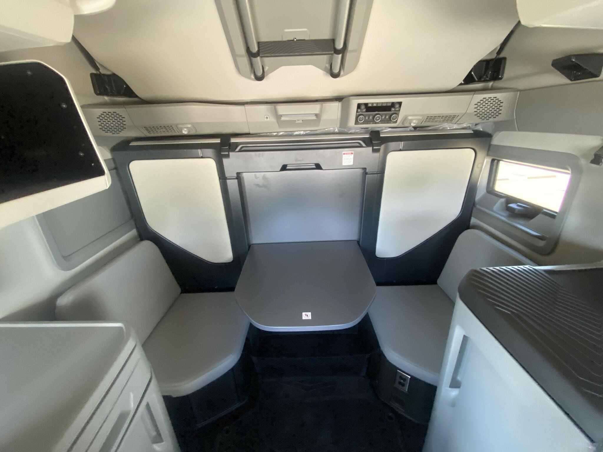 New 2026 VOLVO VNL64T860 Conventional - Sleeper Truck in Oklahoma City, OK image 13