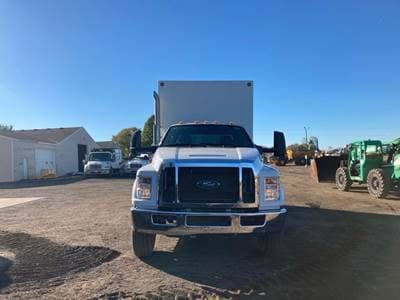 2023 Ford F-750 image 3