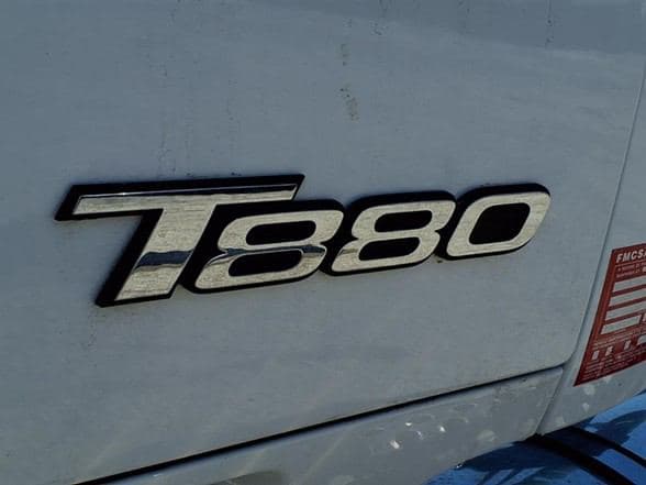 2025 Kenworth T880 image 26