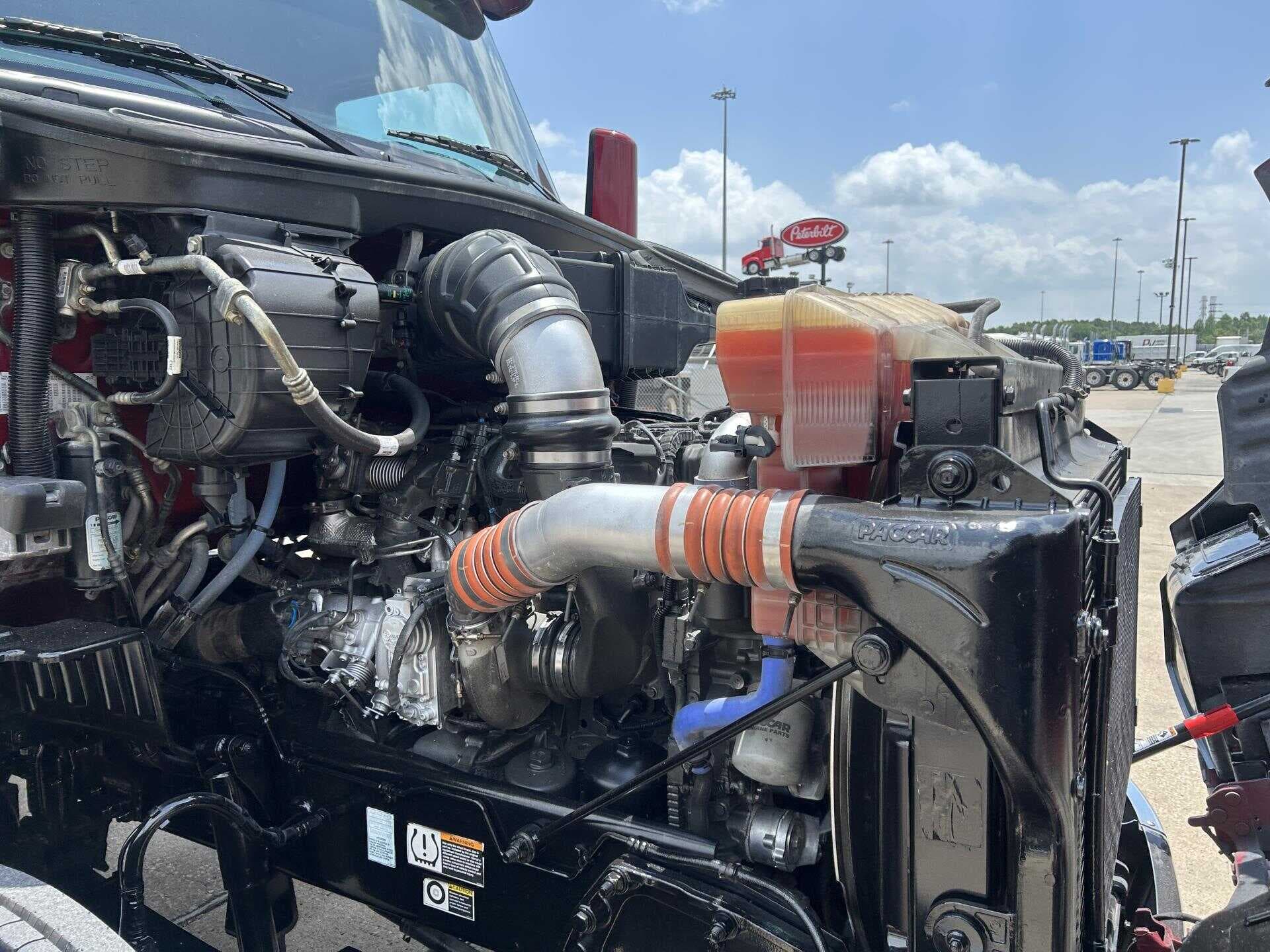 Used 2020 PETERBILT 579 Conventional - Sleeper Truck in Houston, TX image 20