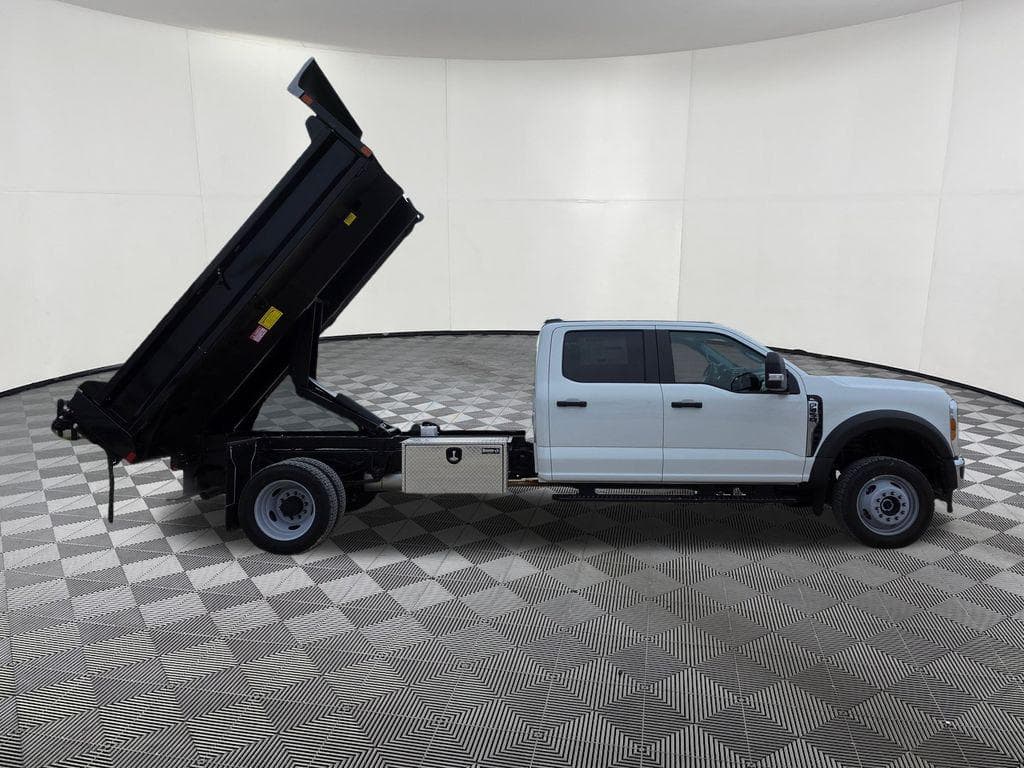 2026 Ford F-450SD XL Dump Truck image 19