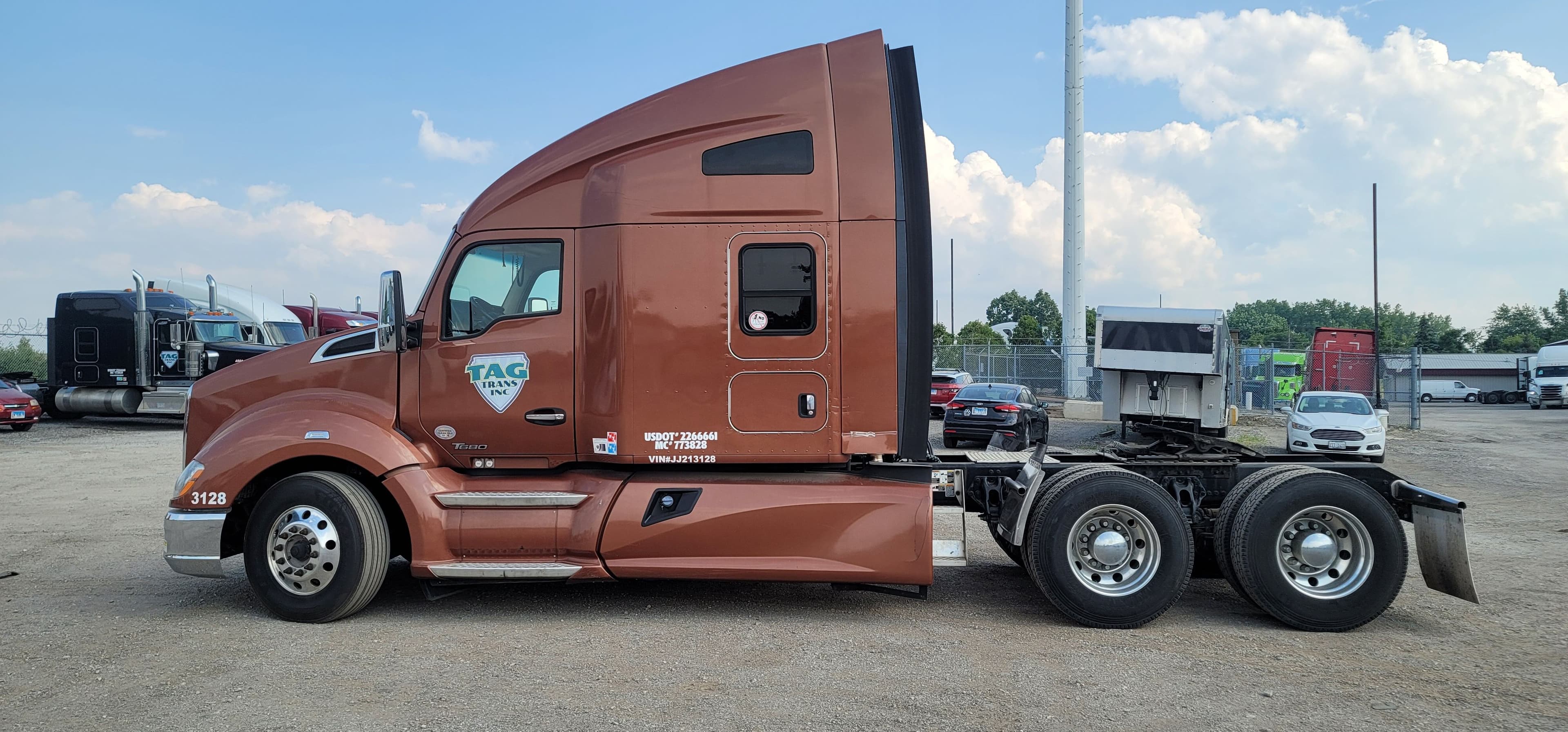 2018 Kenworth T680 image 8