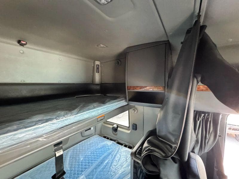 2019 International 1652 image 25