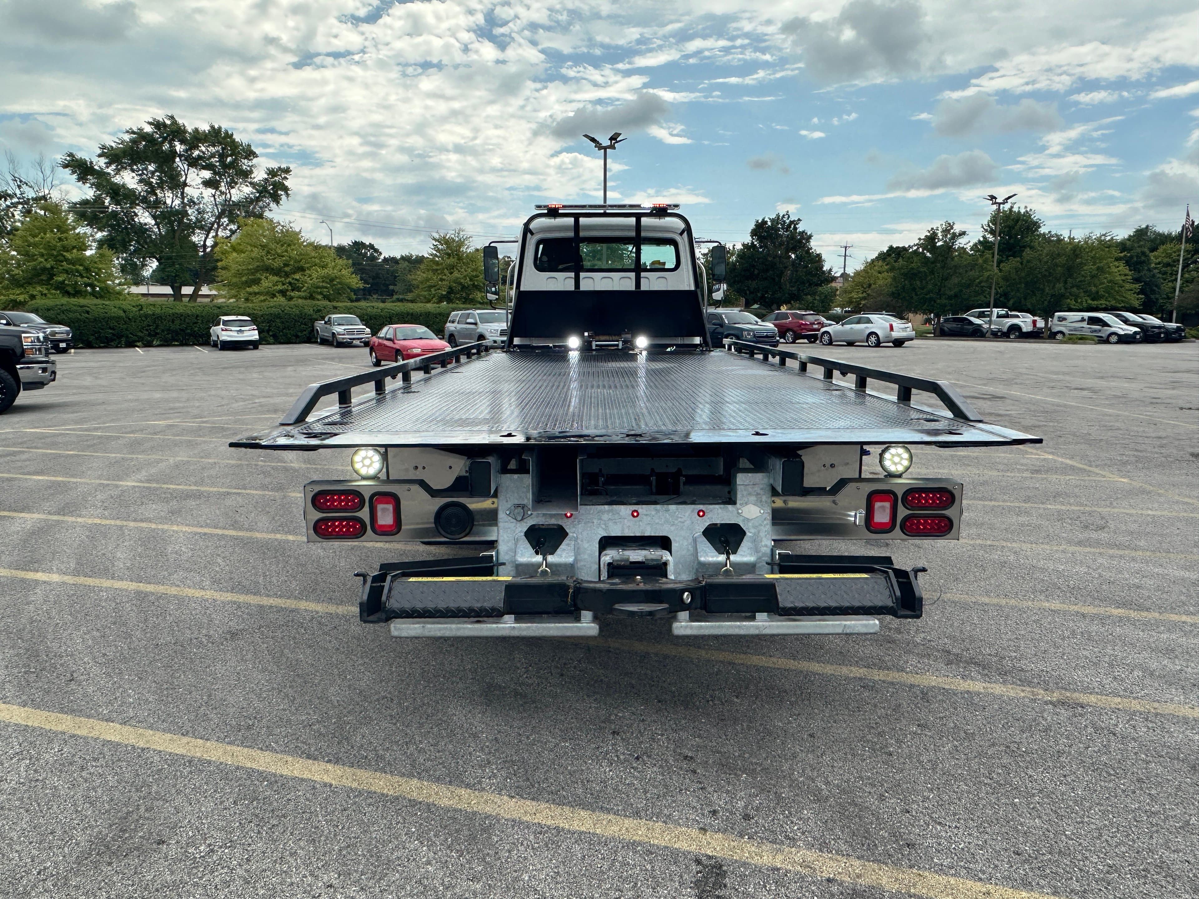 2025 Freightliner M2 106 Medium Duty WITH A CENTURY 21.5' STEEL CARRIER  (SK#: 6254C)  image 5