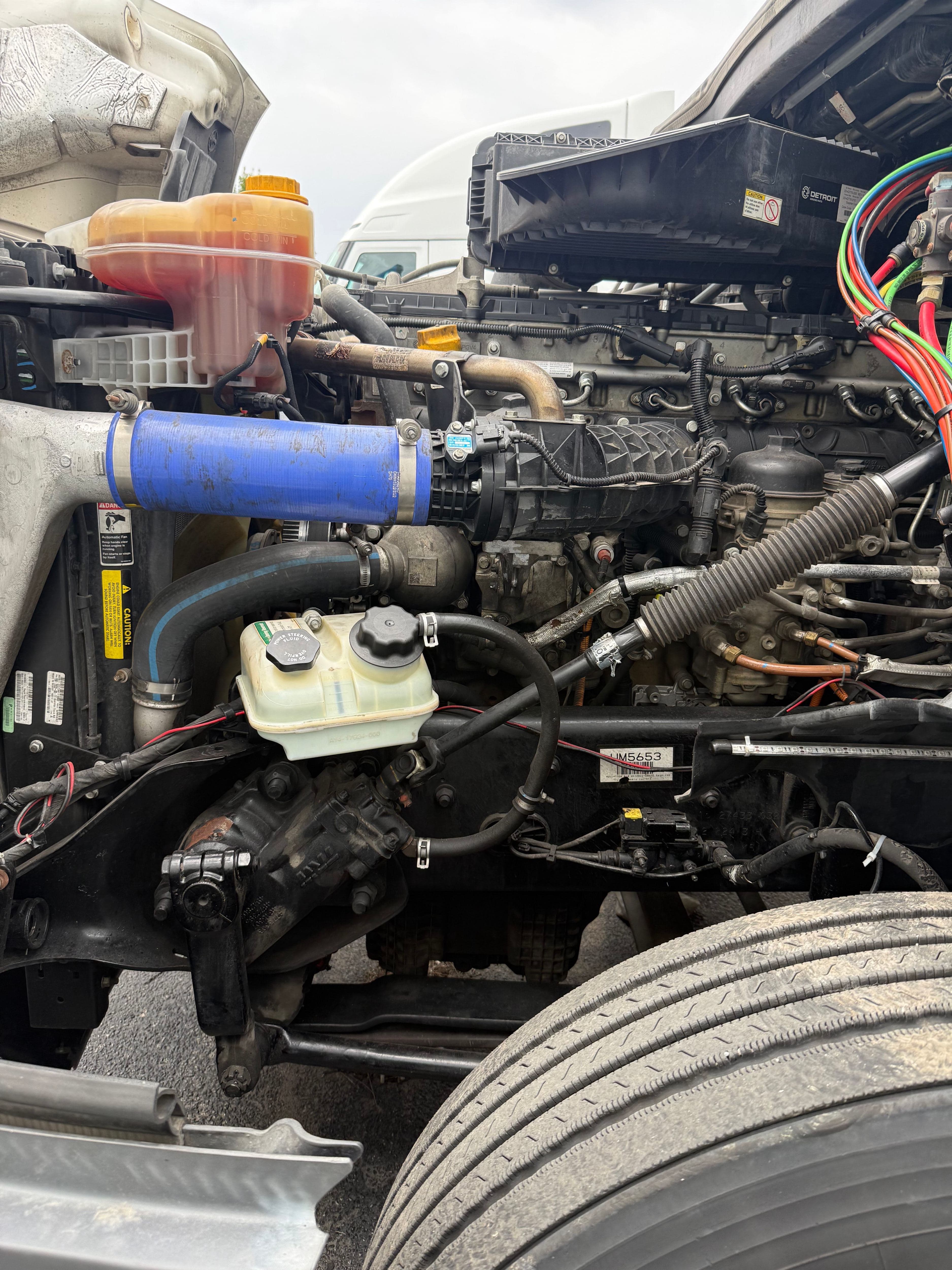 2023 Freightliner Cascadia image 10