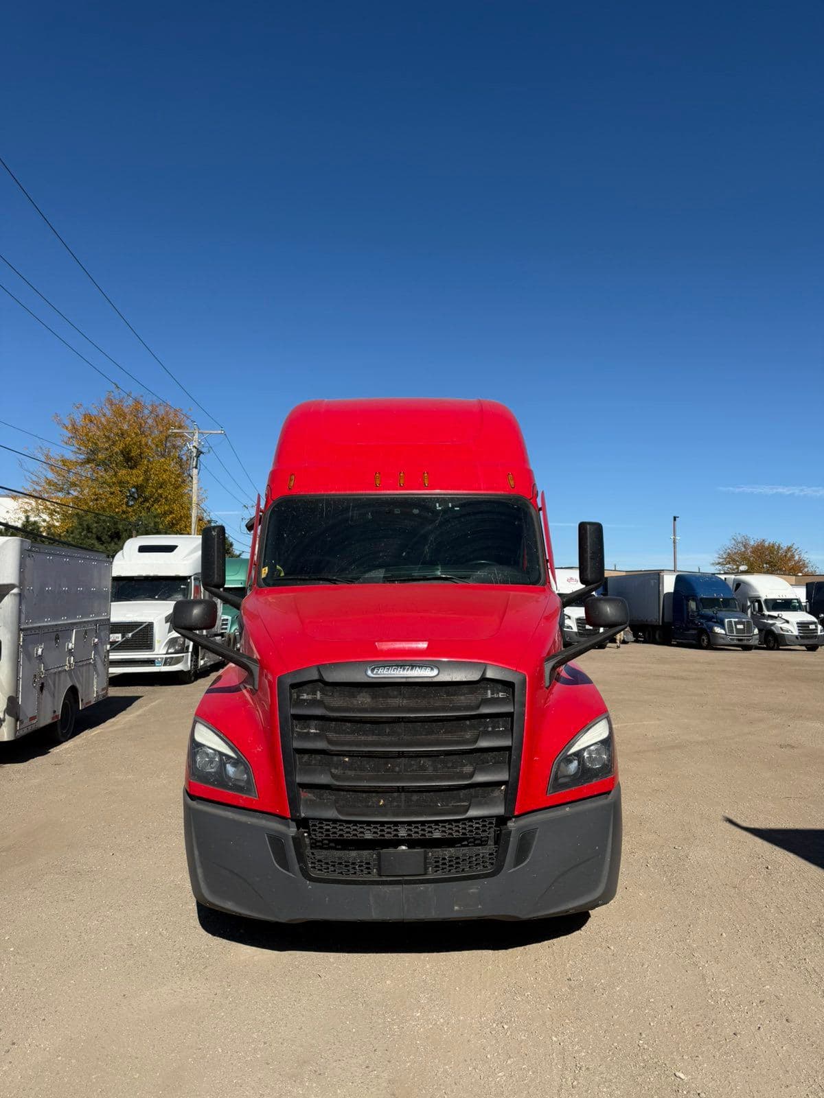2022 Freightliner Cascadia image 1