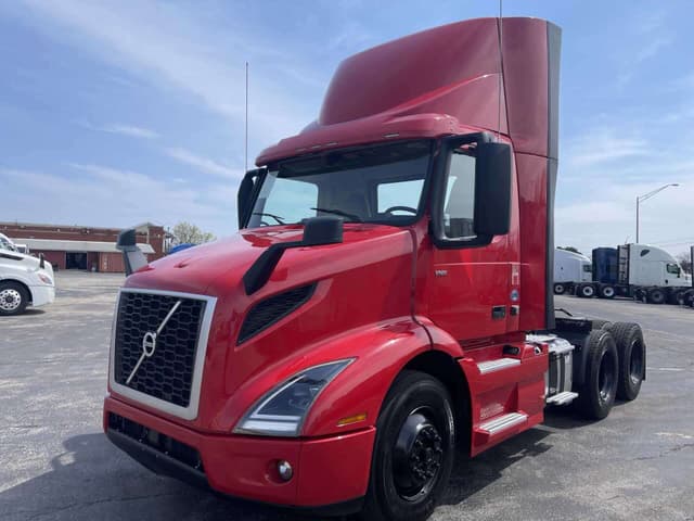 2020 Volvo VNR
